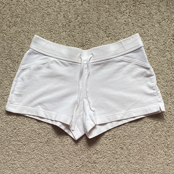 Y2K Express Classic XS Low Rise Casual White Shorts With Drawstrings And Pocket - Picture 4 of 5